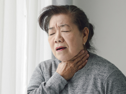 노인성 음성장애와 성대 위축